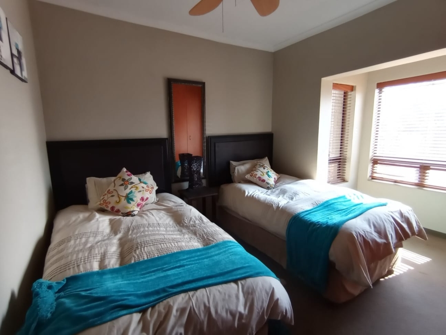 6 Bedroom Property for Sale in Vredefort Free State